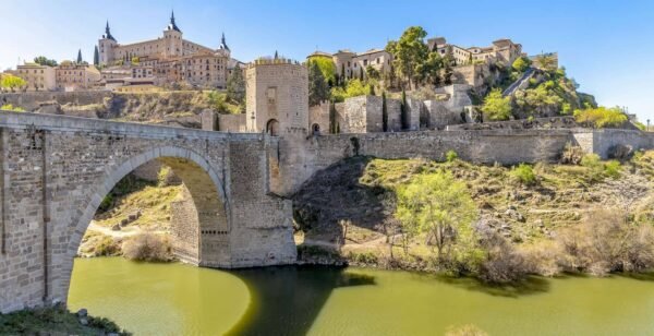 Segovia and Toledo from Madrid with Alcazar Access - Image 9